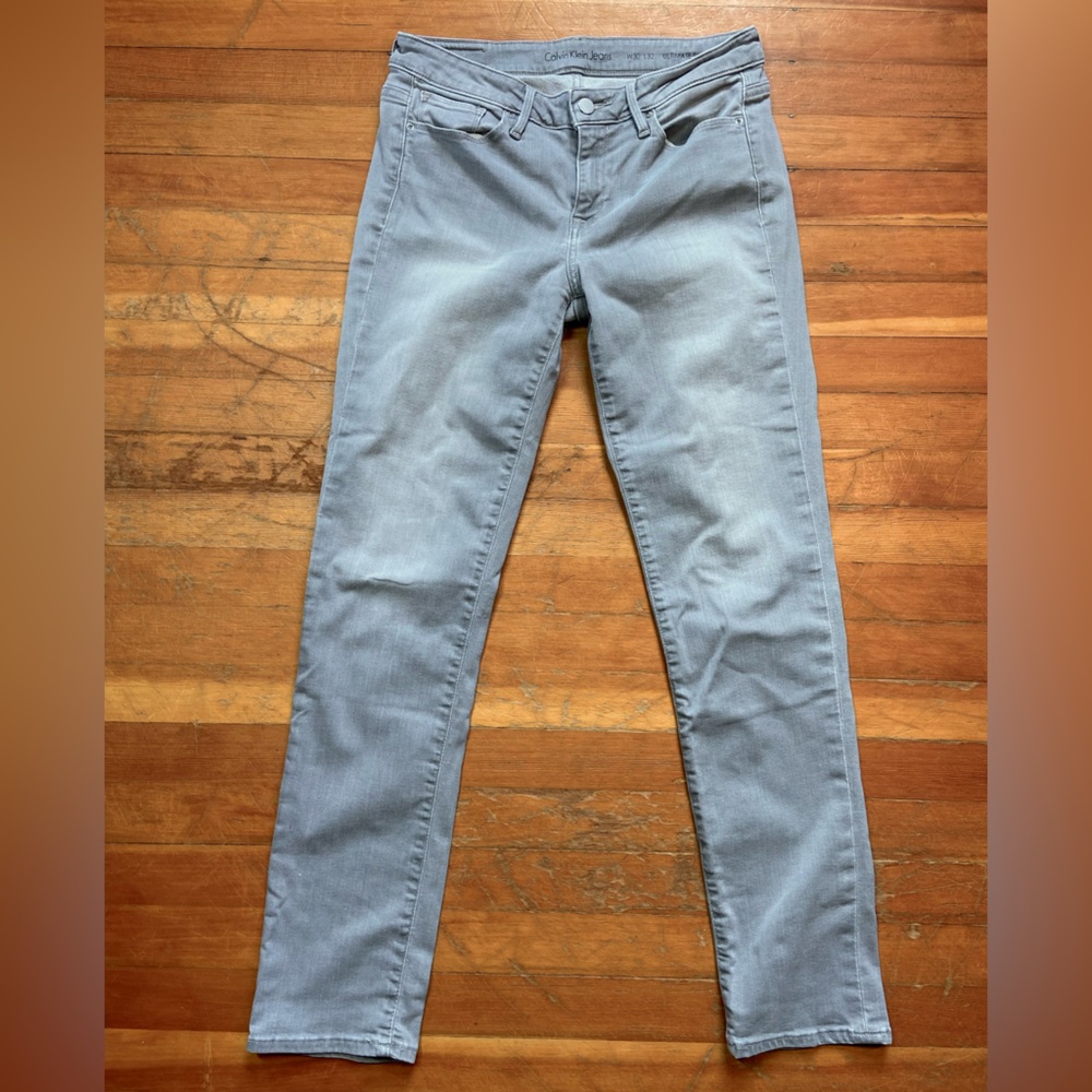 Calvin Klein Gray Skinny Jeans – Mid‑Rise Stretch Denim | W30 L32